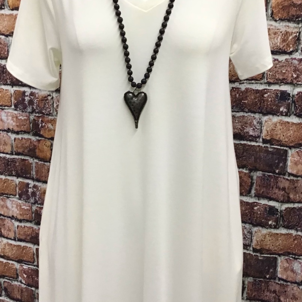 White shirt sleeve pocket dress